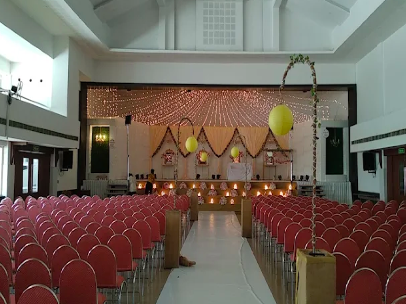 Uthram Regency Centre